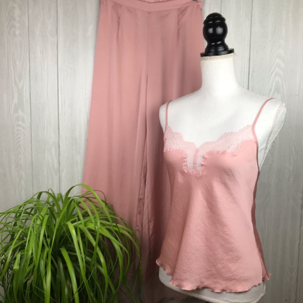 NWT Victoria’s Secret pink lace adjustable tank top and elastic pant sleep set